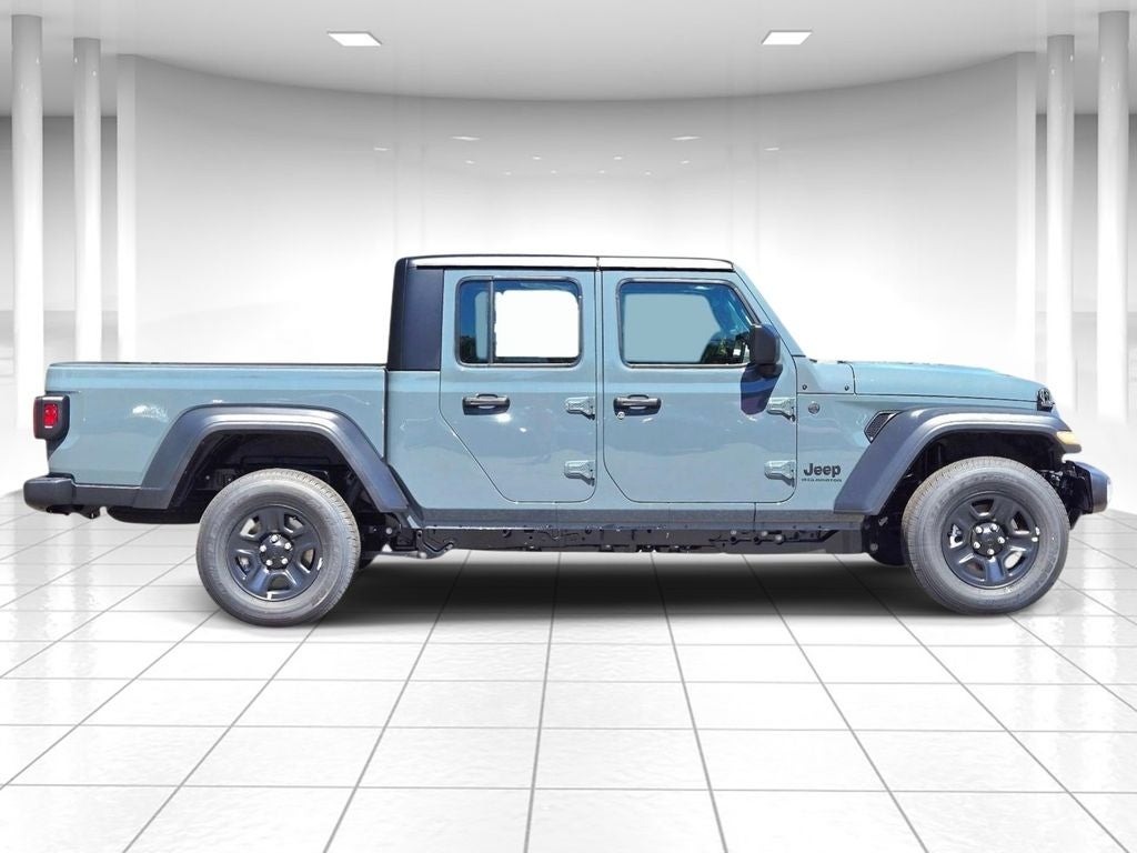 2026 Jeep Gladiator — side profile view