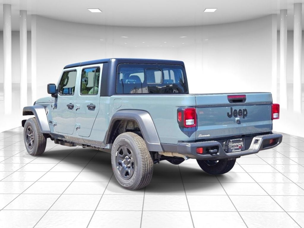 2026 Jeep Gladiator — detail view
