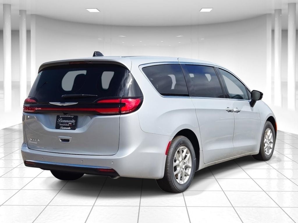 2026 Chrysler Pacifica — rear three-quarter view